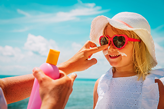 Sun Safety Tips – Protecting Kids From Harmful Rays